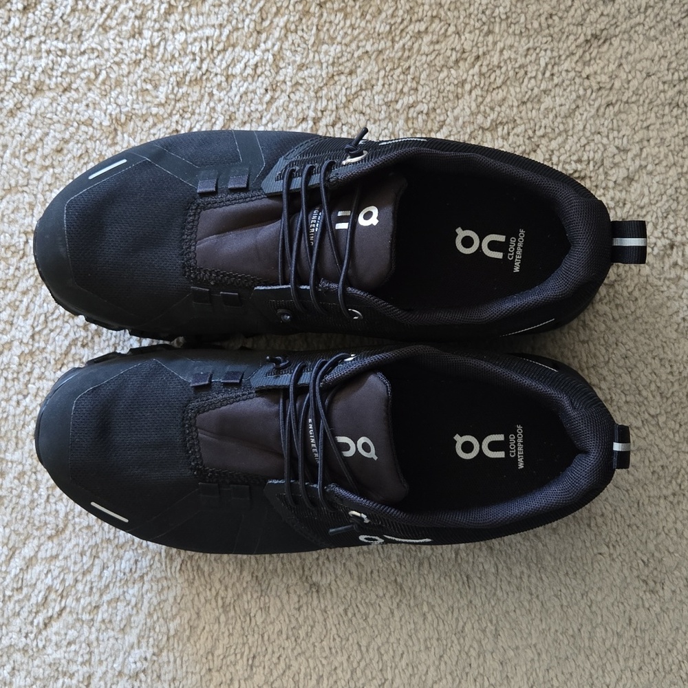 Black On Cloud 5 Waterproof Shoes (Women)